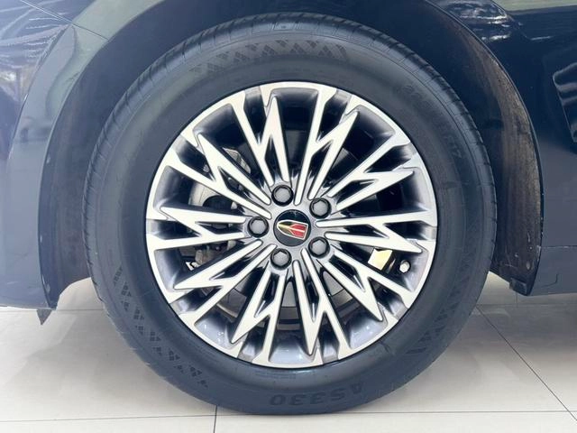 Hongqi H5 2023 1.5T DCT Zhilian Flag Rhyme Edition exterior photo 9 Hongqi H5 2023 1.5T DCT Zhilian Flag Rhyme Edition exterior photo 9