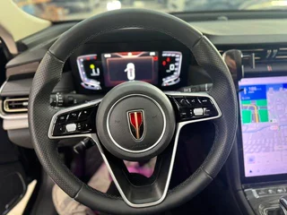 Hongqi H5 2023 1.5T DCT Zhilian Flag Rhyme Edition interior photo 15 Hongqi H5 2023 1.5T DCT Zhilian Flag Rhyme Edition interior photo 15