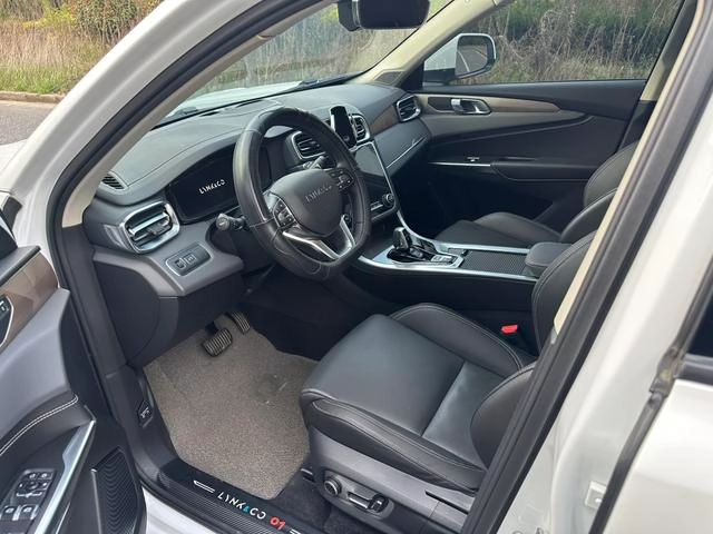 Lynk & Co 01 2019 2.0T Tipo de tracción en dos ruedas Pro Versión País VI exterior foto 6 Lynk & Co 01 2019 2.0T Tipo de tracción en dos ruedas Pro Versión País VI exterior foto 6
