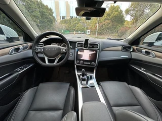 Lynk & Co 01 2019 2.0T Tipo de tracción en dos ruedas Pro Versión País VI interior foto 9 Lynk & Co 01 2019 2.0T Tipo de tracción en dos ruedas Pro Versión País VI interior foto 9