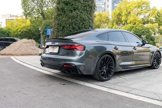 Audi RS 5 2022 2.9T Sportback Obsidian Edition interior photo 8 Audi RS 5 2022 2.9T Sportback Obsidian Edition interior photo 8