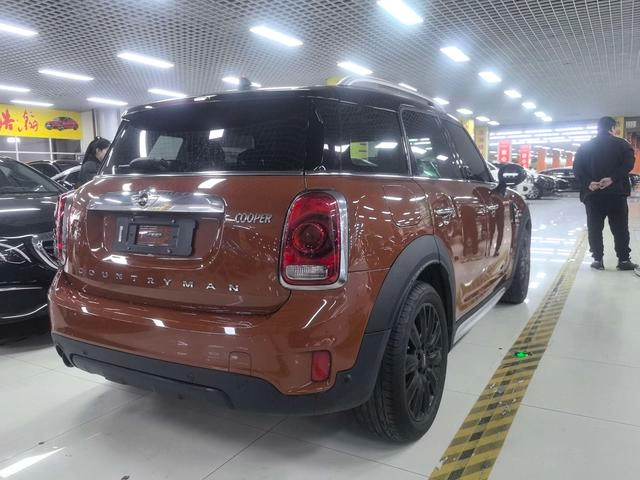 MINI Countryman 2017 1.5T COOPER ALL4 экстерьер фото 4 MINI Countryman 2017 1.5T COOPER ALL4 экстерьер фото 4