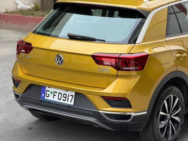Volkswagen T-ROC Explorer Song 2018 280TSI DSG Two-wheel drive comfort type country V exterior photo 5 Volkswagen T-ROC Explorer Song 2018 280TSI DSG Two-wheel drive comfort type country V exterior photo 5