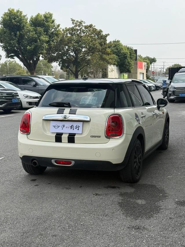MINI 2015 1.5T COOPER Fun Version cinq portes extérieur photo 5