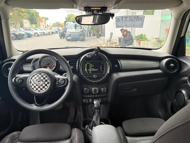 MINI 2015 1.5T COOPER Fun Version cinq portes extérieur photo 7