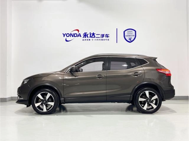 Nissan Qashqai 2016 2.0L CVT Luxury Edition exterior photo 2 Nissan Qashqai 2016 2.0L CVT Luxury Edition exterior photo 2