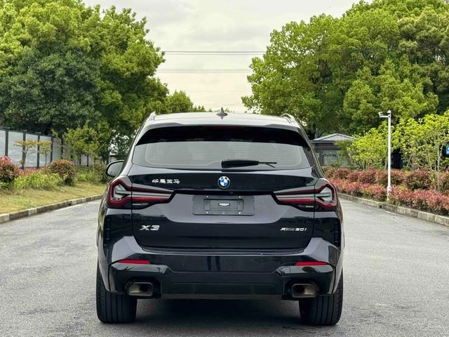 BMW X3 2022 Segundo cambio xDrive30i Tipo líder M Traje de noche Yao exterior foto 5