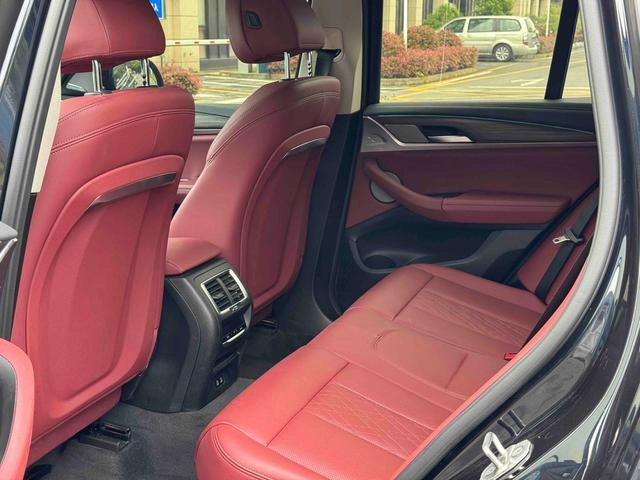 BMW X3 2022 Segundo cambio xDrive30i Tipo líder M Traje de noche Yao interior foto 10