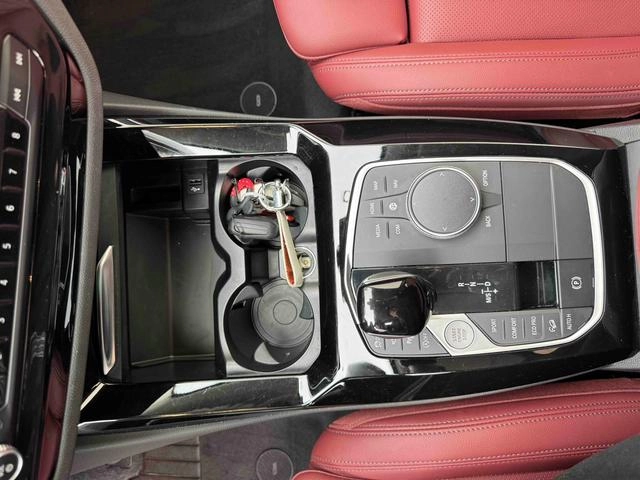 BMW X3 2022 Segundo cambio xDrive30i Tipo líder M Traje de noche Yao interior foto 17
