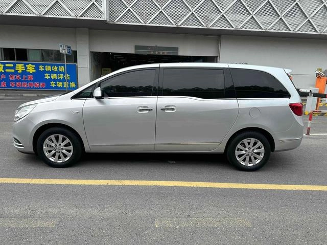 Buick GL8 2018 28T Premium Trim country VI exterior photo 3