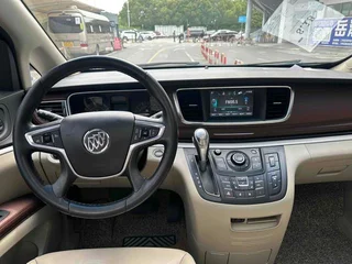 Buick GL8 2018 28T Premium Trim country VI interior photo 10