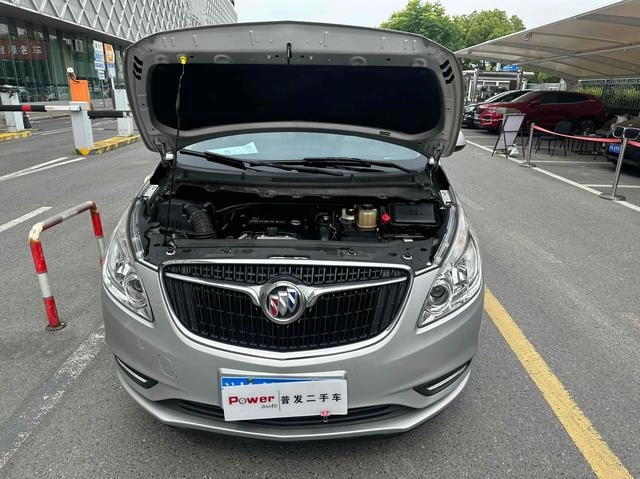 Buick GL8 2018 28T Premium Trim country VI interior photo 12