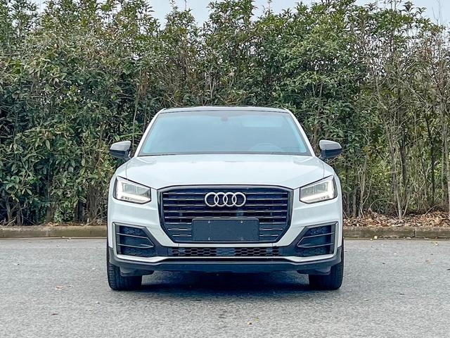 Audi Q2L 2021 35TFSI Aggressive and dynamic exterior photo 2 Audi Q2L 2021 35TFSI Aggressive and dynamic exterior photo 2