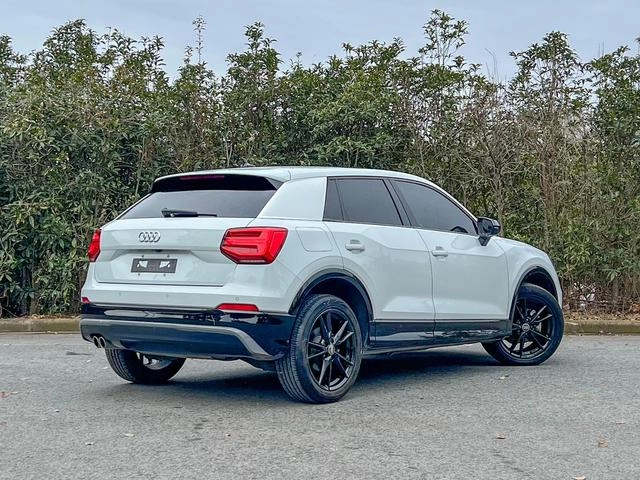 Audi Q2L 2021 35TFSI Aggressive and dynamic exterior photo 4 Audi Q2L 2021 35TFSI Aggressive and dynamic exterior photo 4