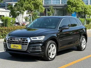 Audi Q5L 2018 40 TFSI Rongxiang Fashion Type country V