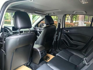 Mazda3 2019 Cloud Control Edition hatchback 2.0L Automatic Sport country VI interior photo 20 Mazda3 2019 Cloud Control Edition hatchback 2.0L Automatic Sport country VI interior photo 20