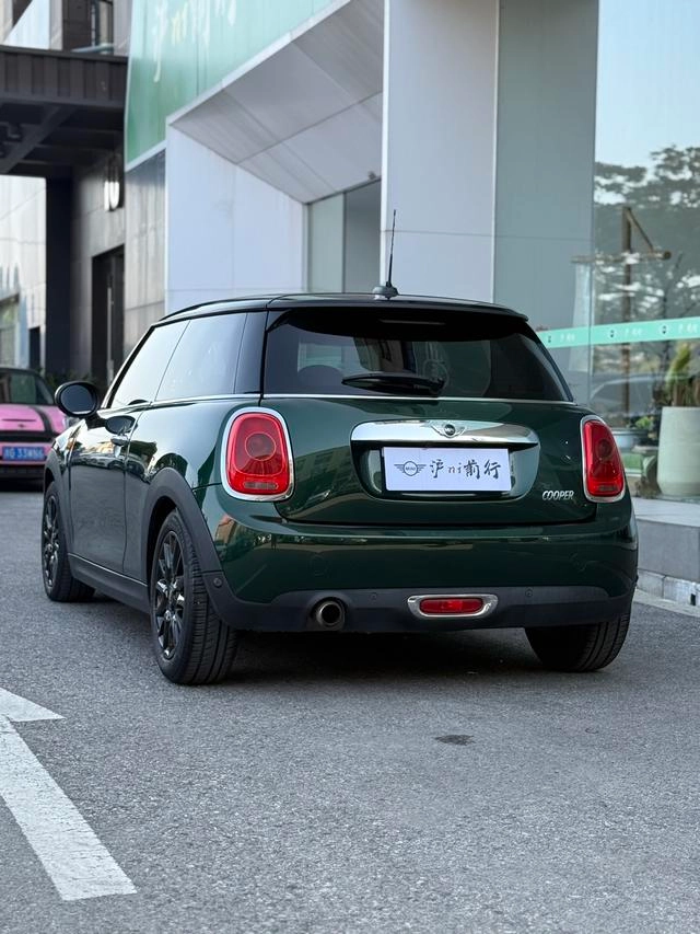 MINI 2016 1.5T COOPER Производительность экстерьер фото 4 MINI 2016 1.5T COOPER Производительность экстерьер фото 4
