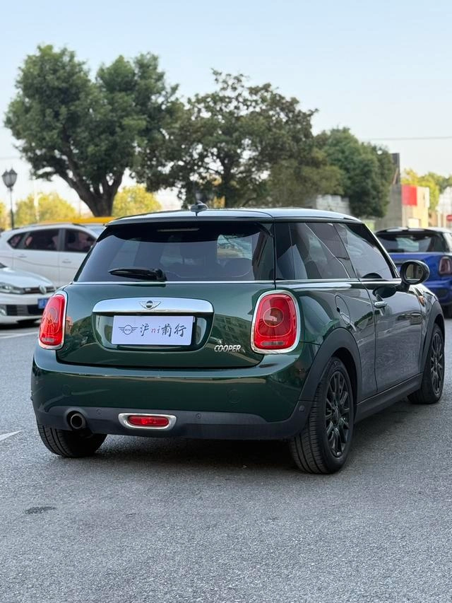 MINI 2016 1.5T COOPER Производительность экстерьер фото 5 MINI 2016 1.5T COOPER Производительность экстерьер фото 5