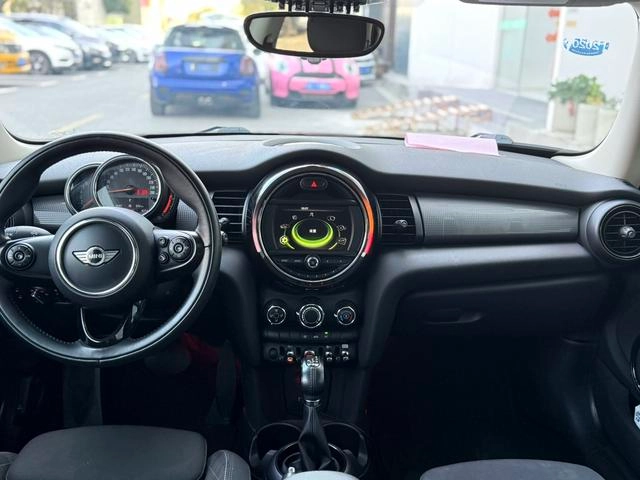MINI 2016 1.5T COOPER Производительность экстерьер фото 9 MINI 2016 1.5T COOPER Производительность экстерьер фото 9