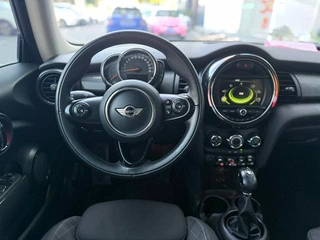 MINI 2016 1.5T COOPER Производительность интерьер фото 10 MINI 2016 1.5T COOPER Производительность интерьер фото 10