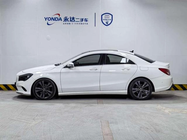 Mercedes-Benz CLA 2017 CLA 200 Dinámico exterior foto 3 Mercedes-Benz CLA 2017 CLA 200 Dinámico exterior foto 3