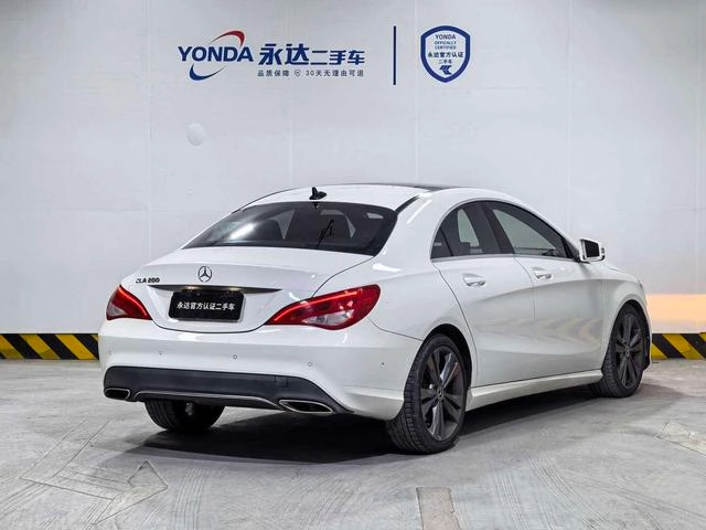 Mercedes-Benz CLA 2017 CLA 200 Dinámico exterior foto 5 Mercedes-Benz CLA 2017 CLA 200 Dinámico exterior foto 5
