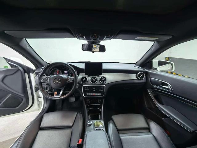 Mercedes-Benz CLA 2017 CLA 200 Dinámico exterior foto 6 Mercedes-Benz CLA 2017 CLA 200 Dinámico exterior foto 6