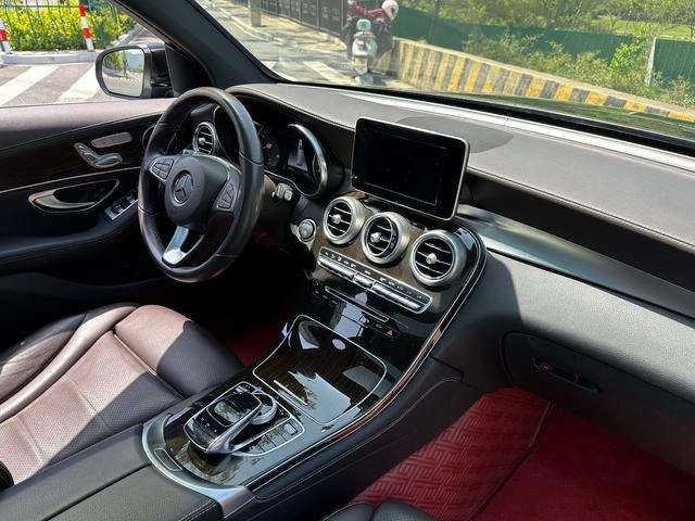 Mercedes-Benz GLC 2017 GLC 260 4MATIC Dinámico interior foto 13