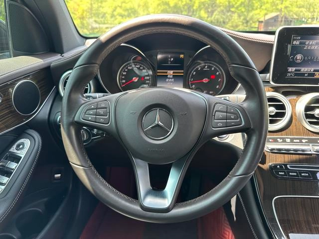 Mercedes-Benz GLC 2017 GLC 260 4MATIC Dinámico interior foto 19