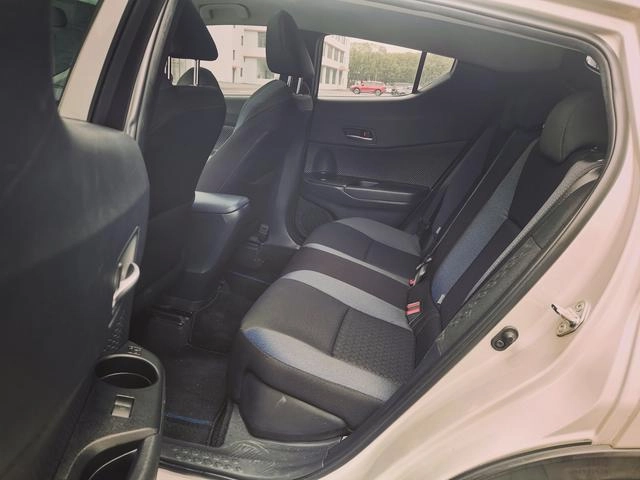 Toyota C-HR 2021 2.0L Comfort Edition interior photo 10 Toyota C-HR 2021 2.0L Comfort Edition interior photo 10