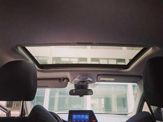 Toyota C-HR 2021 2.0L Comfort Edition interior photo 14 Toyota C-HR 2021 2.0L Comfort Edition interior photo 14