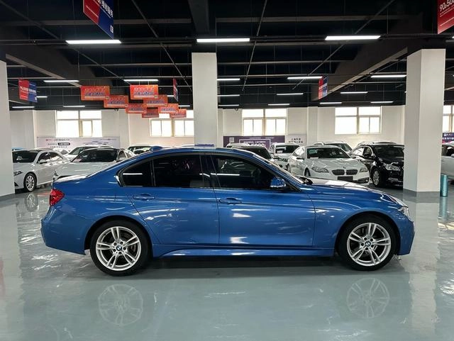 BMW 3 Series 2017 320i M Sporty exterior photo 3 BMW 3 Series 2017 320i M Sporty exterior photo 3