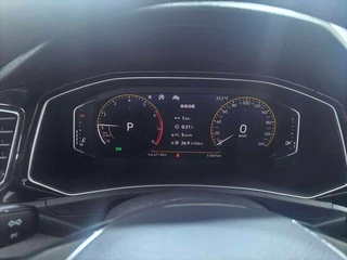 Volkswagen T-ROC Explorer Song 2020 280TSI DSG Lujo con tracción en dos ruedas interior foto 10 Volkswagen T-ROC Explorer Song 2020 280TSI DSG Lujo con tracción en dos ruedas interior foto 10