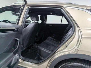 Volkswagen T-ROC Explorer Song 2020 280TSI DSG Lujo con tracción en dos ruedas interior foto 13 Volkswagen T-ROC Explorer Song 2020 280TSI DSG Lujo con tracción en dos ruedas interior foto 13