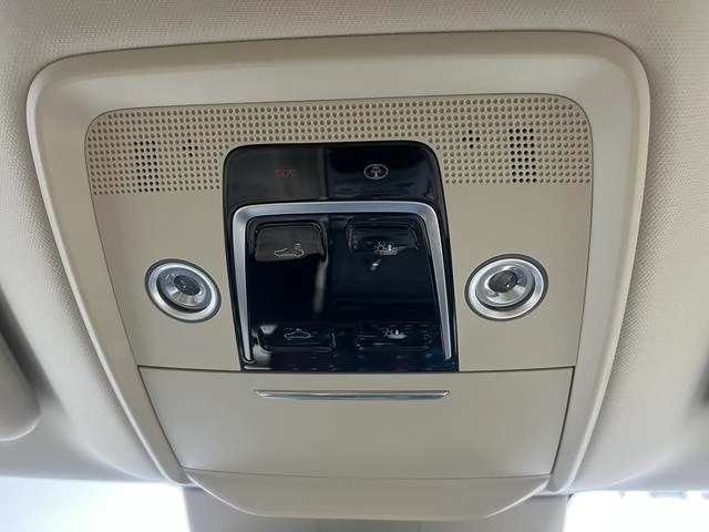 BYD Qin L DM 2024 DM-i 120KM Excelente interior foto 14 BYD Qin L DM 2024 DM-i 120KM Excelente interior foto 14
