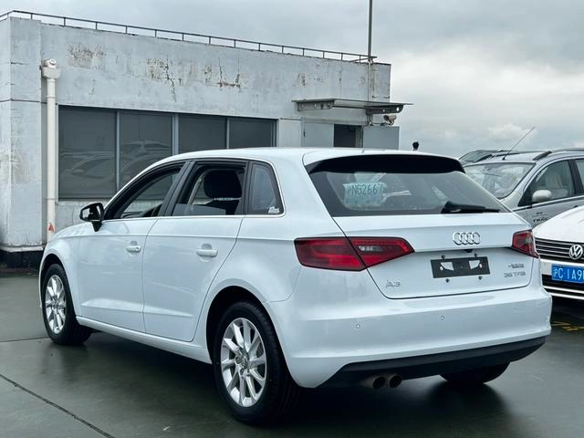Audi A3 2015 Sportback 35 TFSI Millionth Anniversary Intelligent Model exterior photo 3 Audi A3 2015 Sportback 35 TFSI Millionth Anniversary Intelligent Model exterior photo 3
