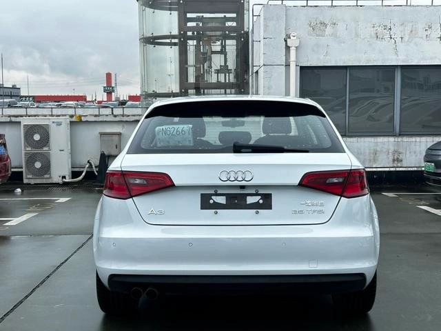 Audi A3 2015 Sportback 35 TFSI Millionth Anniversary Intelligent Model interior photo 9 Audi A3 2015 Sportback 35 TFSI Millionth Anniversary Intelligent Model interior photo 9