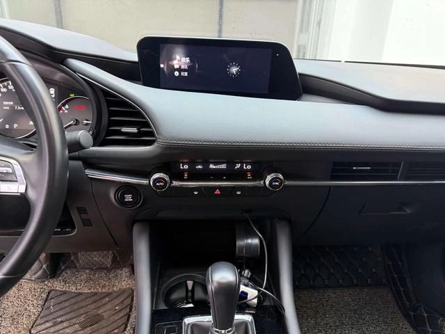 Mazda3 2021 2.0L Versión elegante de calidad automática interior foto 16