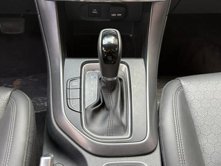 Hyundai ix35 2018 2.0L Automatic two-wheel drive Zhiyong · Enjoy Edition interior photo 16 Hyundai ix35 2018 2.0L Automatic two-wheel drive Zhiyong · Enjoy Edition interior photo 16