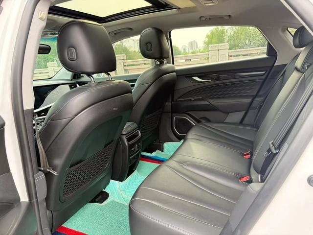 Geely Borui 2021 1.8T Versión piloto exterior foto 6