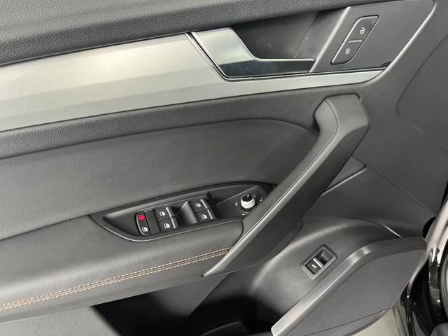 Audi Q5L 2018 40 TFSI Пользуется модным стилем Страна VI экстерьер фото 7 Audi Q5L 2018 40 TFSI Пользуется модным стилем Страна VI экстерьер фото 7