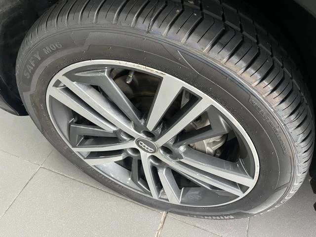 Audi Q5L 2018 40 TFSI Пользуется модным стилем Страна VI интерьер фото 13 Audi Q5L 2018 40 TFSI Пользуется модным стилем Страна VI интерьер фото 13