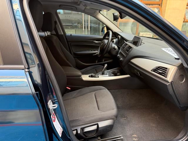 BMW 1 Series (Imported) 2013 Mise à jour 116i Leader intérieur photo 8 BMW 1 Series (Imported) 2013 Mise à jour 116i Leader intérieur photo 8