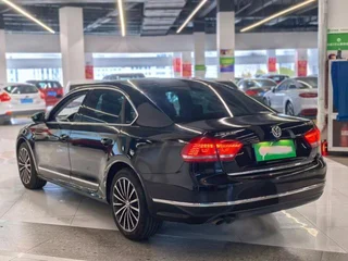 Volkswagen Passat 2015 1.8TSI DSG Edición imperial interior foto 9