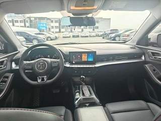 MG MG5 2022 180DVVT CVT Edición de moda juvenil interior foto 11
