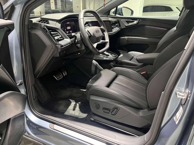 Audi Q4 e-tron 2024 40 e-tron Creation Edition exterior photo 7