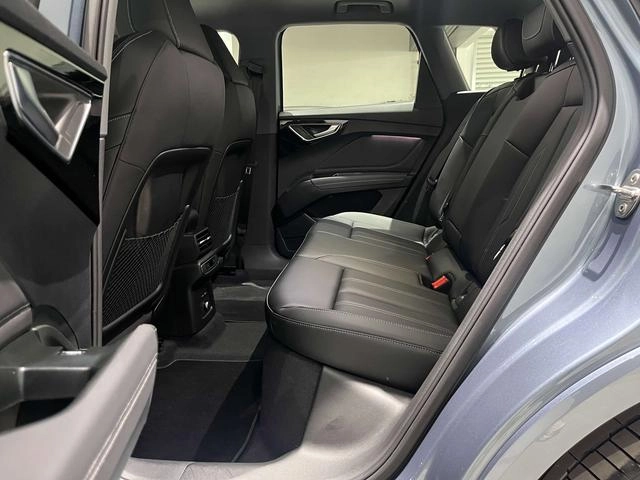 Audi Q4 e-tron 2024 40 e-tron Creation Edition exterior photo 8