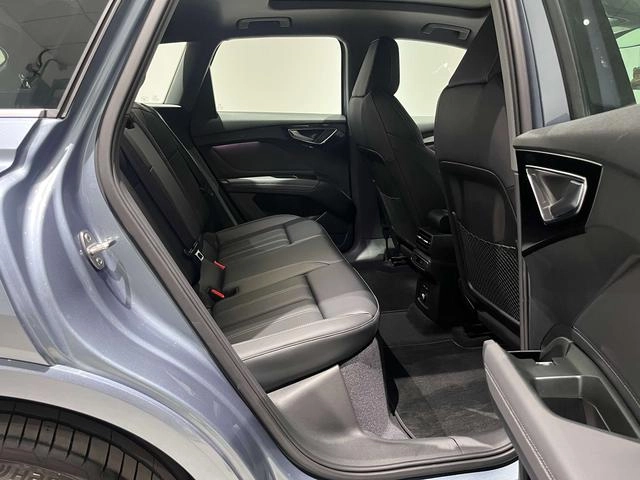 Audi Q4 e-tron 2024 40 e-tron Creation Edition interior photo 10