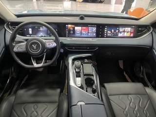 Voyah Free 2021 Four-wheel drive standard extended range exclusive luxury package interior photo 14 Voyah Free 2021 Four-wheel drive standard extended range exclusive luxury package interior photo 14