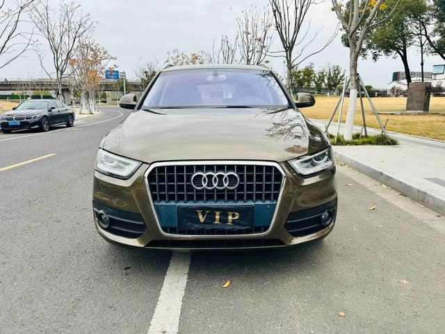 Audi Q3 2015 35 TFSI quattro Millionth Anniversary Comfort Model exterior photo 3 Audi Q3 2015 35 TFSI quattro Millionth Anniversary Comfort Model exterior photo 3